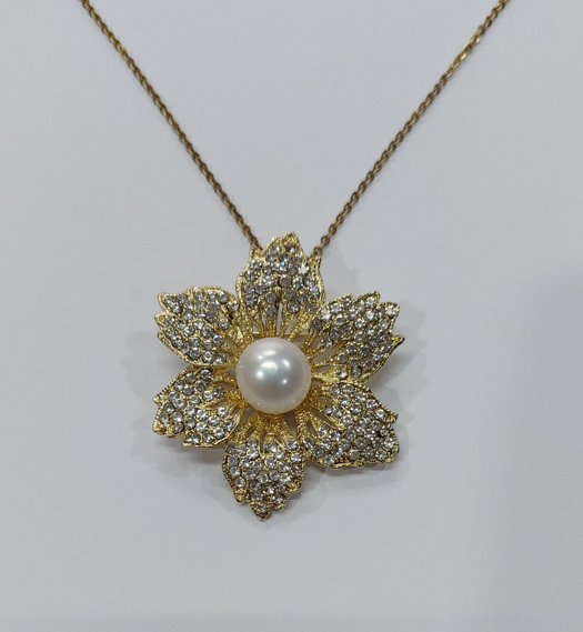 Natural Beauty of Pearl Brooch & Necklace APJ-003